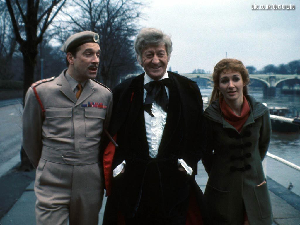 Doctor Who Hypnoweb : Le 3ème Docteur avec le Brigadier et Liz Shaw